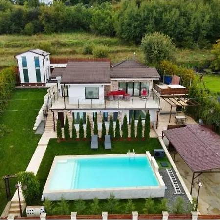 Rax Panoramic House Villa Feleacu